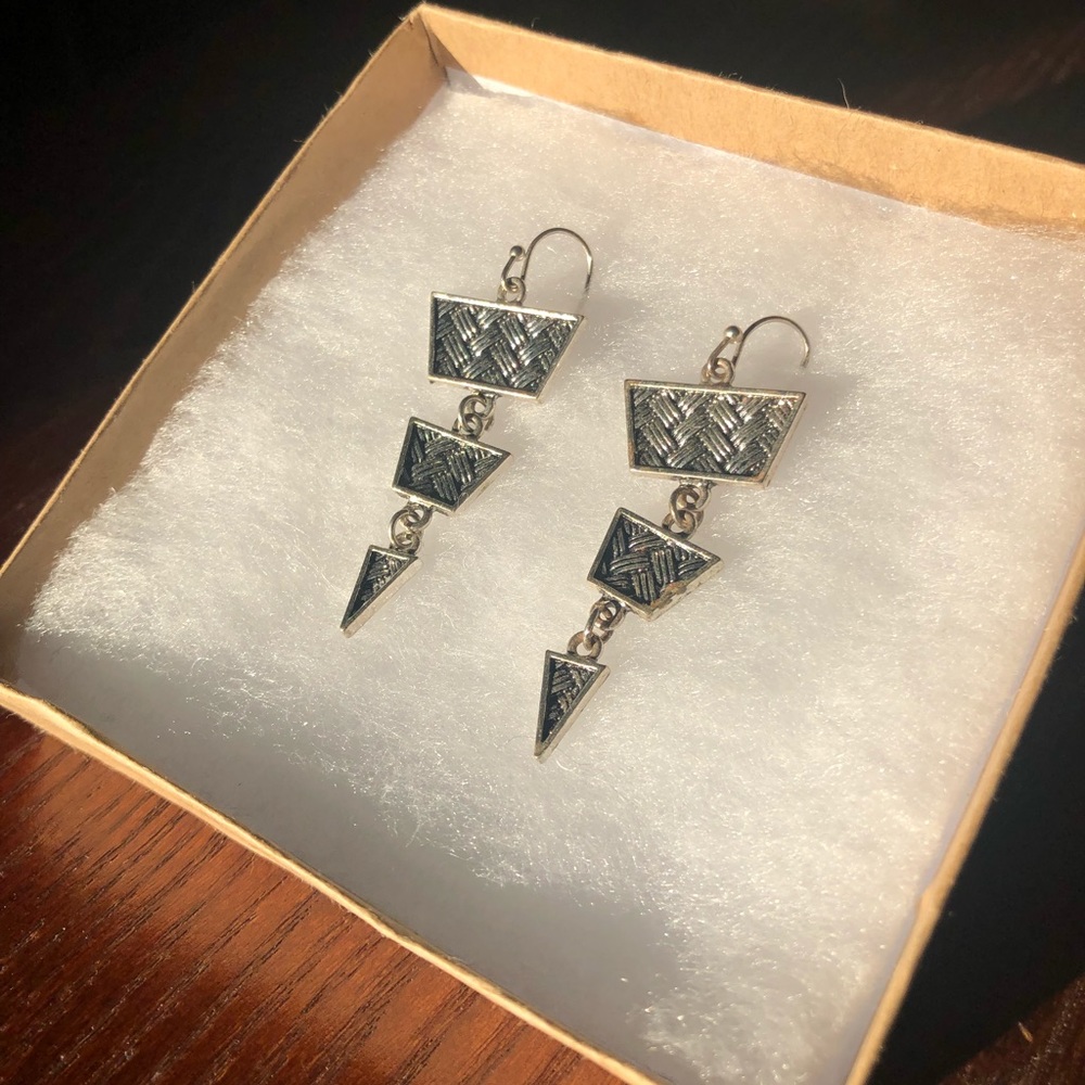 Weave Pattern Earrings - image 2
